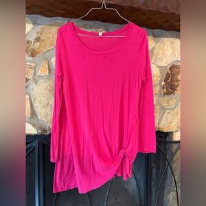 Hot pink knot tie shirt